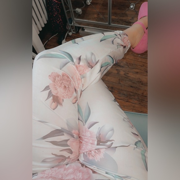 Floral pants romper size XL - Picture 7 of 13